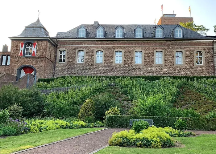 Burg Wassenberg